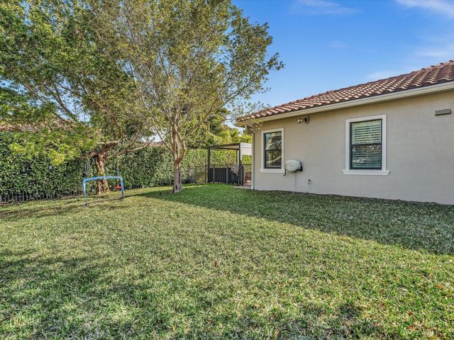 11715 NW 82nd Court, Parkland, FL 33076