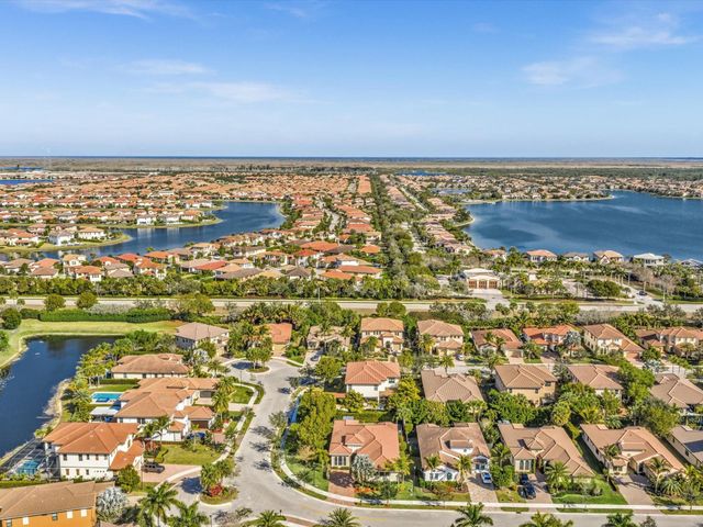 11715 NW 82nd Court, Parkland, FL 33076