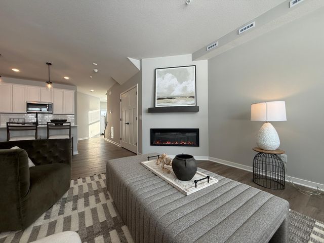 14995 Avondale View, Rosemount, MN 55068