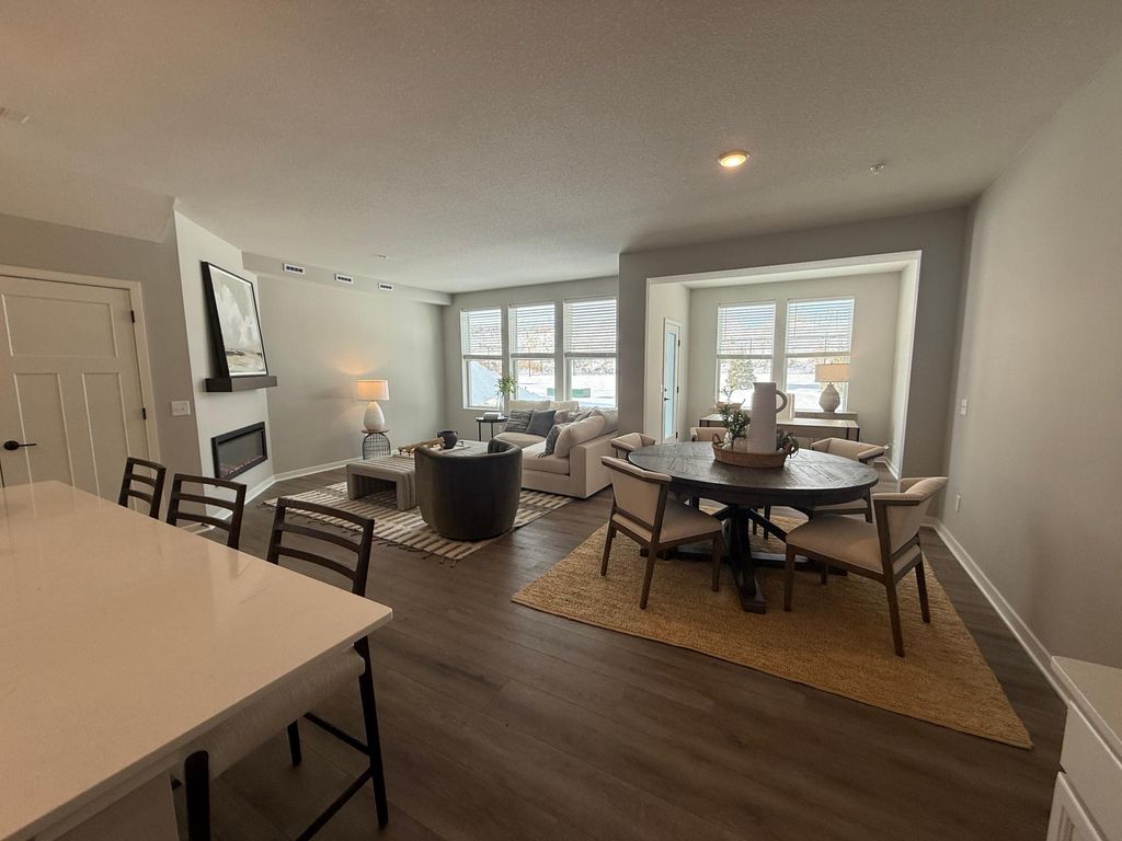 14995 Avondale View, Rosemount, MN 55068