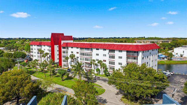 4851 NW 21st Street 2p, Lauderhill, FL 33313