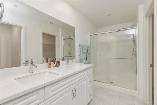 10702 Ensworth Way, Spring Valley, CA 91978