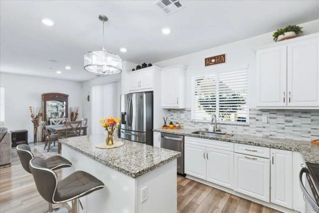 10702 Ensworth Way, Spring Valley, CA 91978