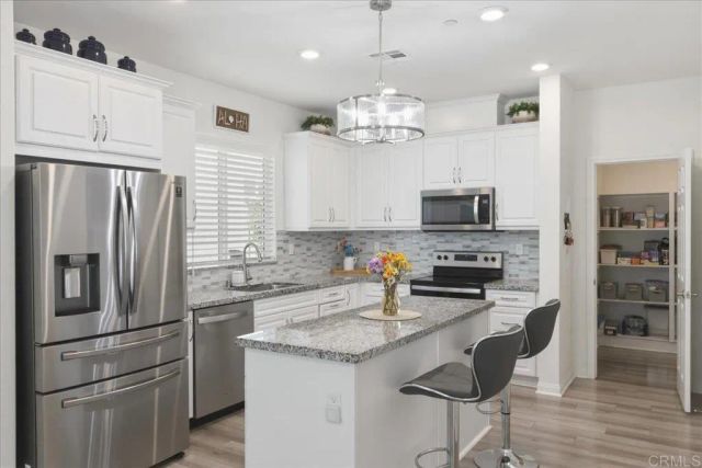 10702 Ensworth Way, Spring Valley, CA 91978