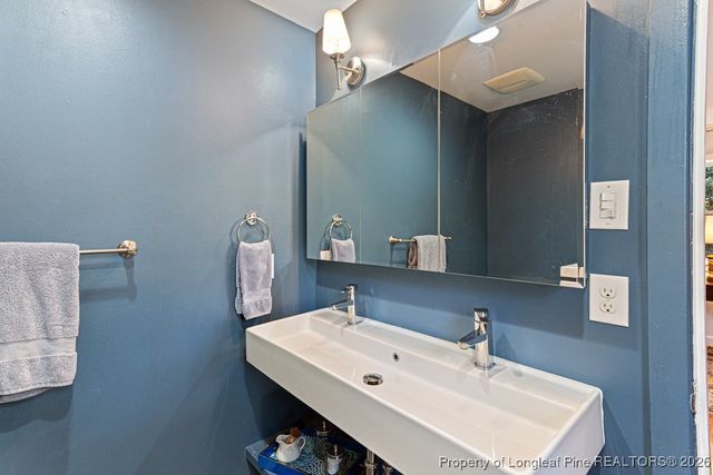 2507 Mirror Lake Drive, Fayetteville, NC 28303