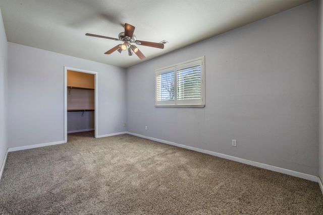 12024 Acosta Ct, Waterford, CA 95386