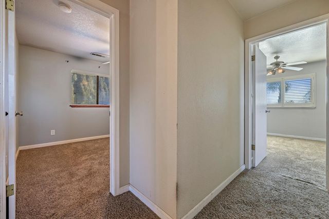 12024 Acosta Ct, Waterford, CA 95386