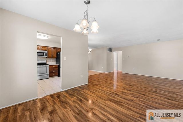 2 John Tyler Court 2A, Monroe, NJ 08831