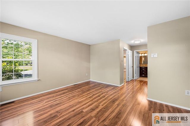 2 John Tyler Court 2A, Monroe, NJ 08831