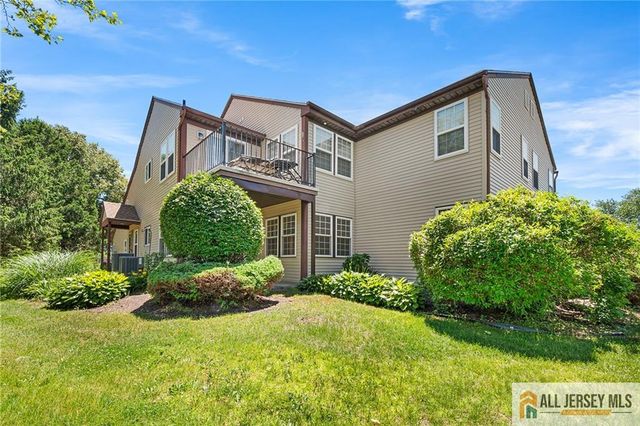 2 John Tyler Court 2A, Monroe, NJ 08831