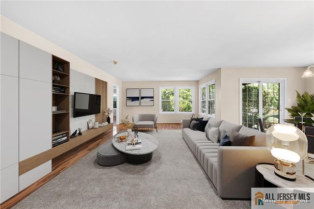 2 John Tyler Court 2A, Monroe, NJ 08831