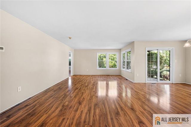 2 John Tyler Court 2A, Monroe, NJ 08831