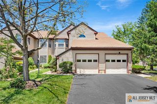 2 John Tyler Court 2A, Monroe, NJ 08831