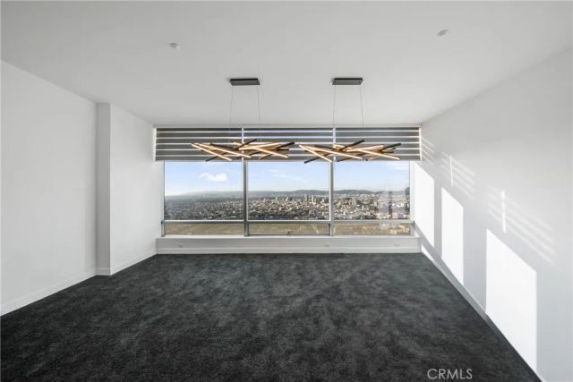 900 W Olympic Boulevard 46B, Los Angeles, CA 90015