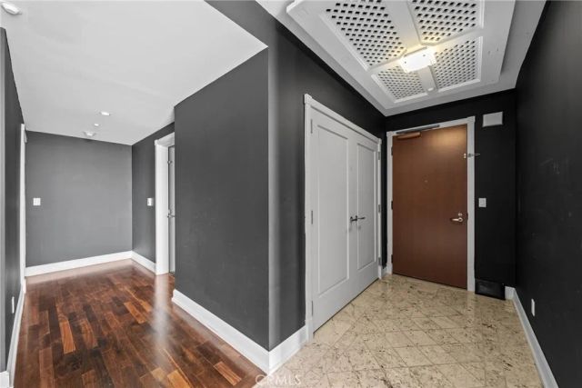 900 W Olympic Boulevard 46B, Los Angeles, CA 90015