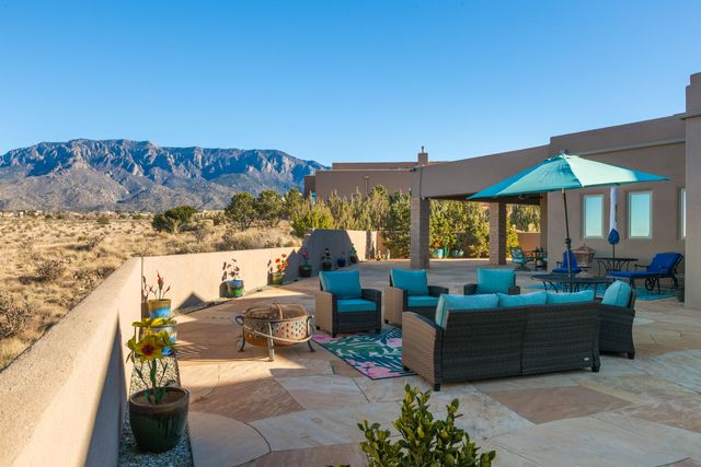 13405 La Arista Place NE, Albuquerque, NM 87111