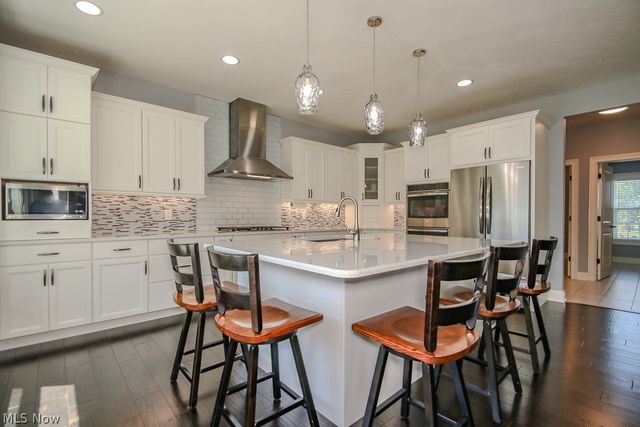 6300 Ox Ridge Trail, Highland Heights, OH 44143