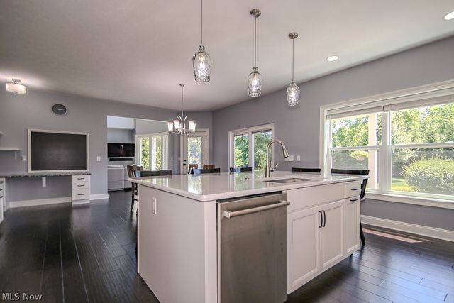 6300 Ox Ridge Trail, Highland Heights, OH 44143