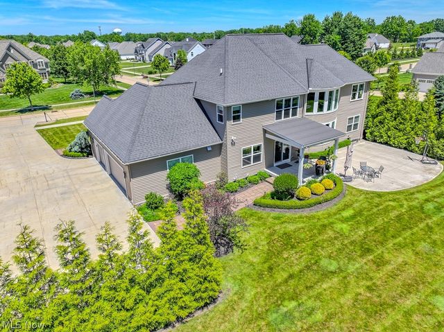 6300 Ox Ridge Trail, Highland Heights, OH 44143