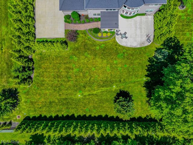 6300 Ox Ridge Trail, Highland Heights, OH 44143