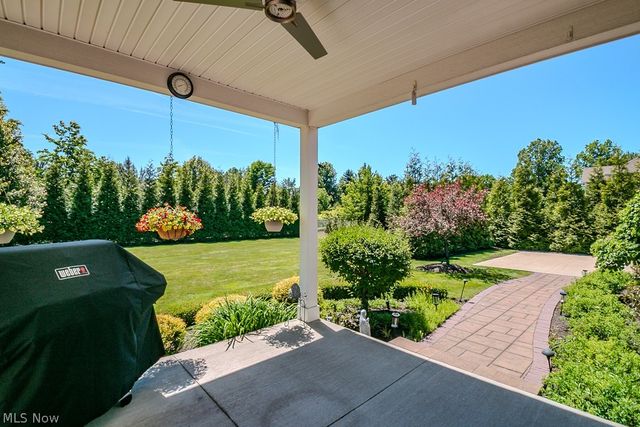 6300 Ox Ridge Trail, Highland Heights, OH 44143