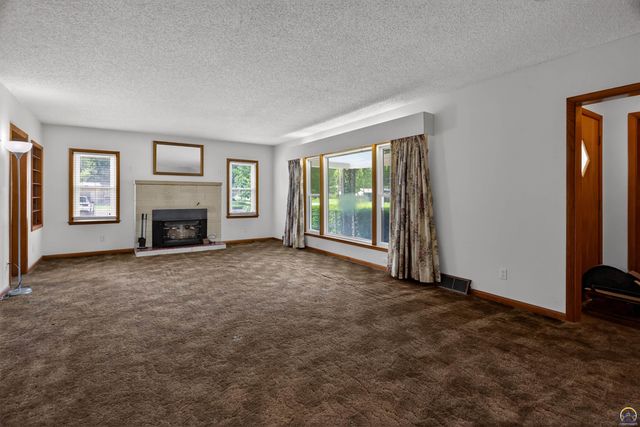 1922 N Kansas AVE, Topeka, KS 66608