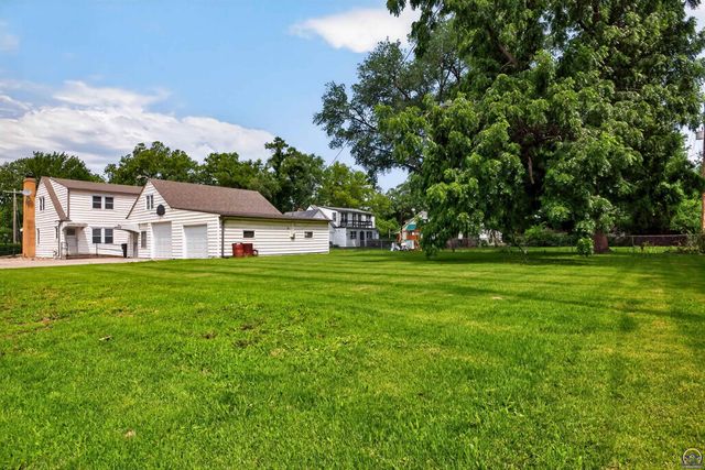 1922 N Kansas AVE, Topeka, KS 66608