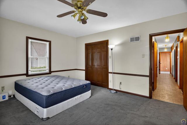 1922 N Kansas AVE, Topeka, KS 66608