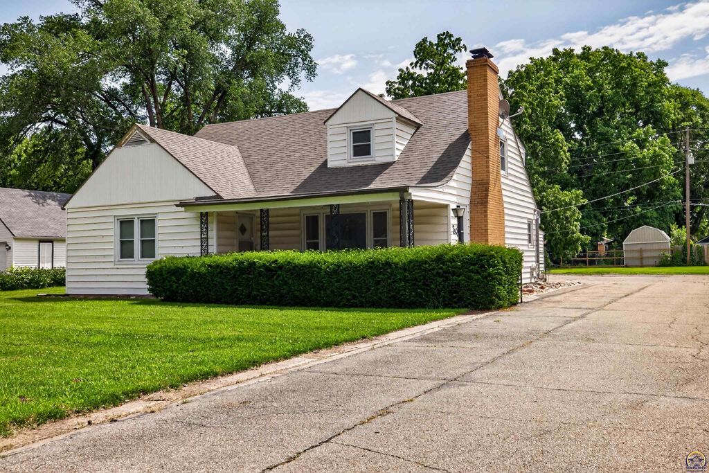 1922 N Kansas AVE, Topeka, KS 66608