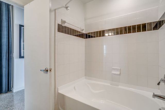 221 W Lancaster Avenue 11003, Fort Worth, TX 76102