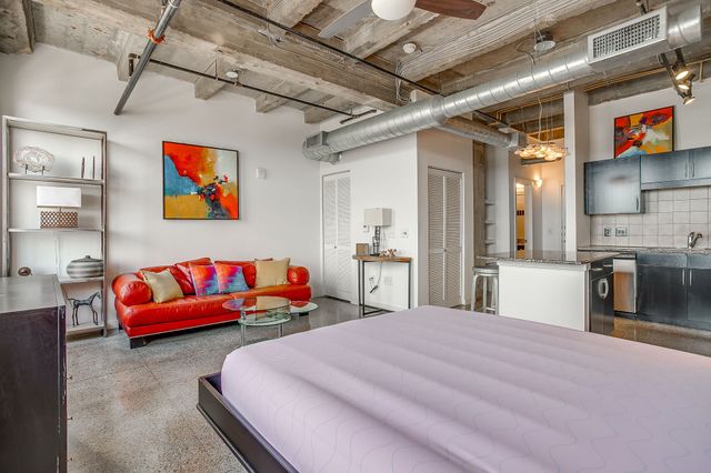 221 W Lancaster Avenue 11003, Fort Worth, TX 76102