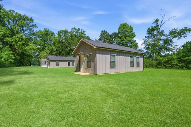 124 Old Hwy 146, Livingston, TX 77351
