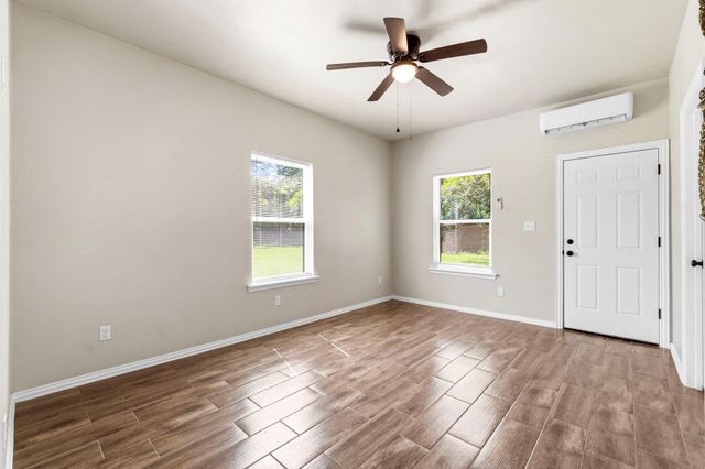 124 Old Hwy 146, Livingston, TX 77351