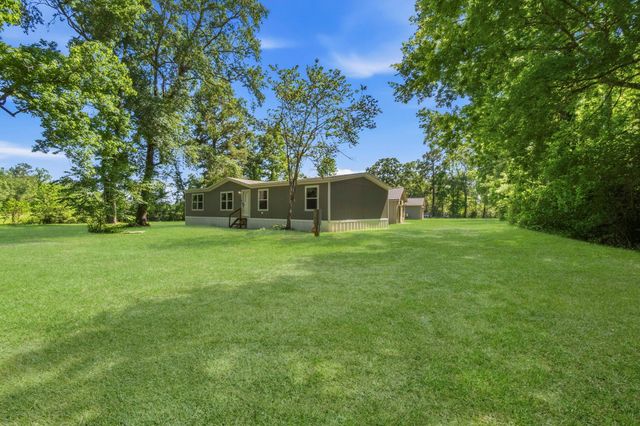 124 Old Hwy 146, Livingston, TX 77351