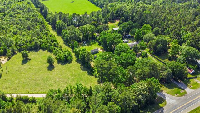 124 Old Hwy 146, Livingston, TX 77351
