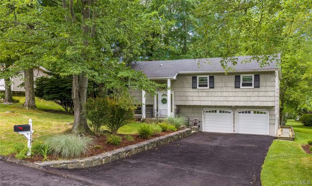 3207 Ronit Court, Yorktown Heights, NY 10598