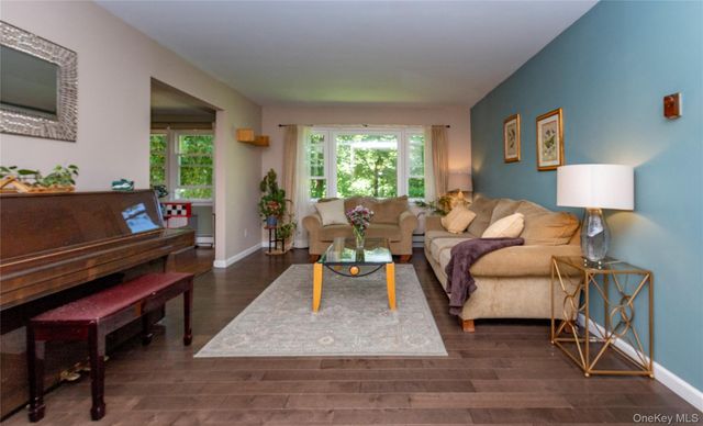 3207 Ronit Court, Yorktown Heights, NY 10598