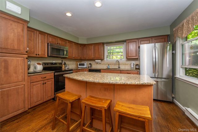 3207 Ronit Court, Yorktown Heights, NY 10598