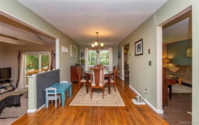 3207 Ronit Court, Yorktown Heights, NY 10598