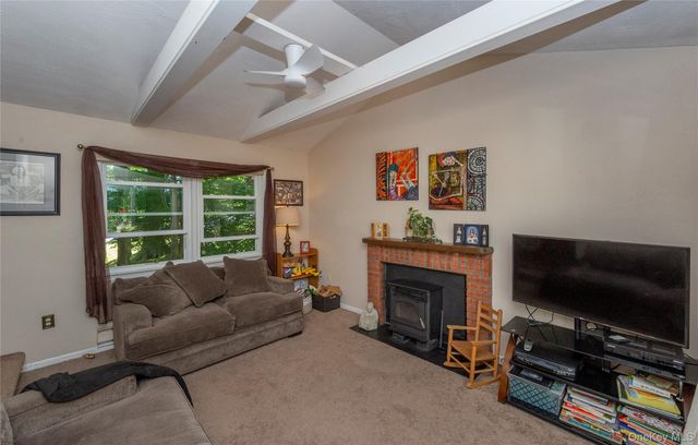 3207 Ronit Court, Yorktown Heights, NY 10598