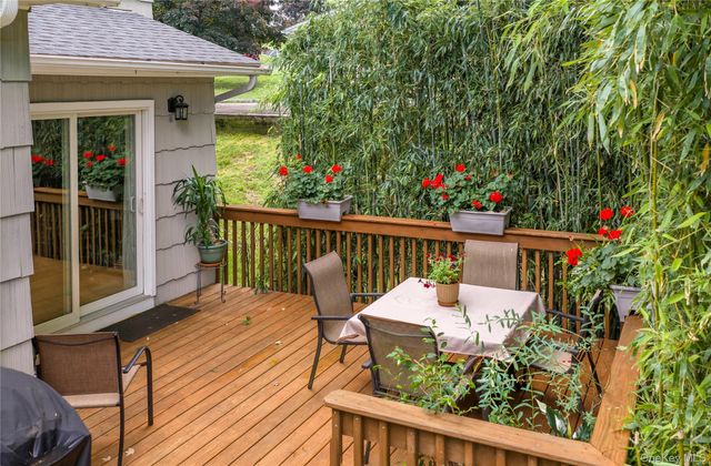 3207 Ronit Court, Yorktown Heights, NY 10598