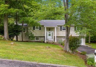 3207 Ronit Court, Yorktown Heights, NY 10598