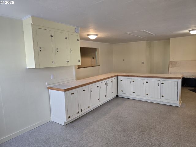 704 E HIGHWAY 82, Wallowa, OR 97885