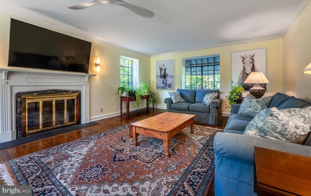 105 STRATFORD RD, Wallingford, PA 19086