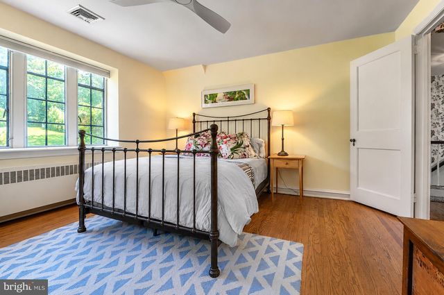 105 STRATFORD RD, Wallingford, PA 19086