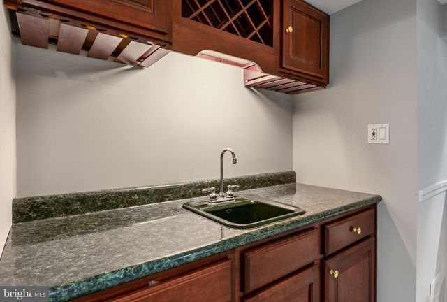 105 STRATFORD RD, Wallingford, PA 19086