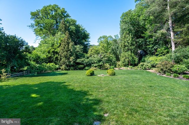 105 STRATFORD RD, Wallingford, PA 19086