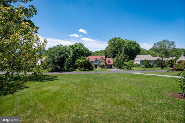 105 STRATFORD RD, Wallingford, PA 19086