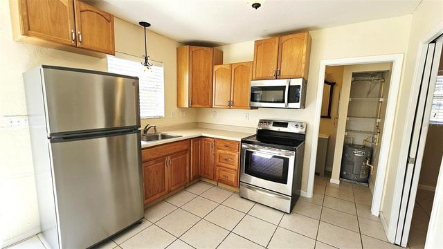 865 PALM AVENUE A, Englewood, FL 34223