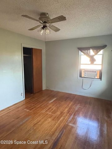 305 Live Oak Lane, Melbourne, FL 32935